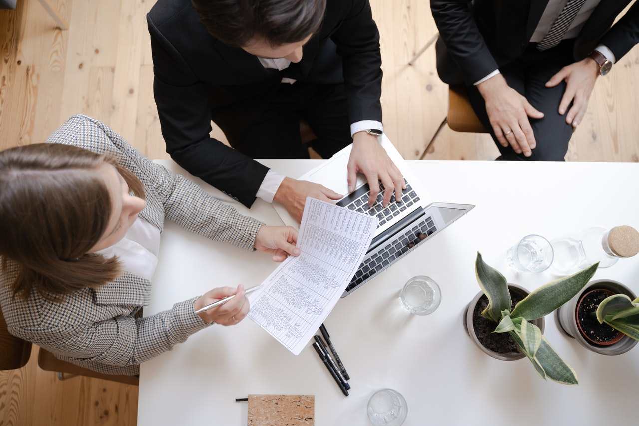 LLC vs. Partnership: Which is the Better Choice?